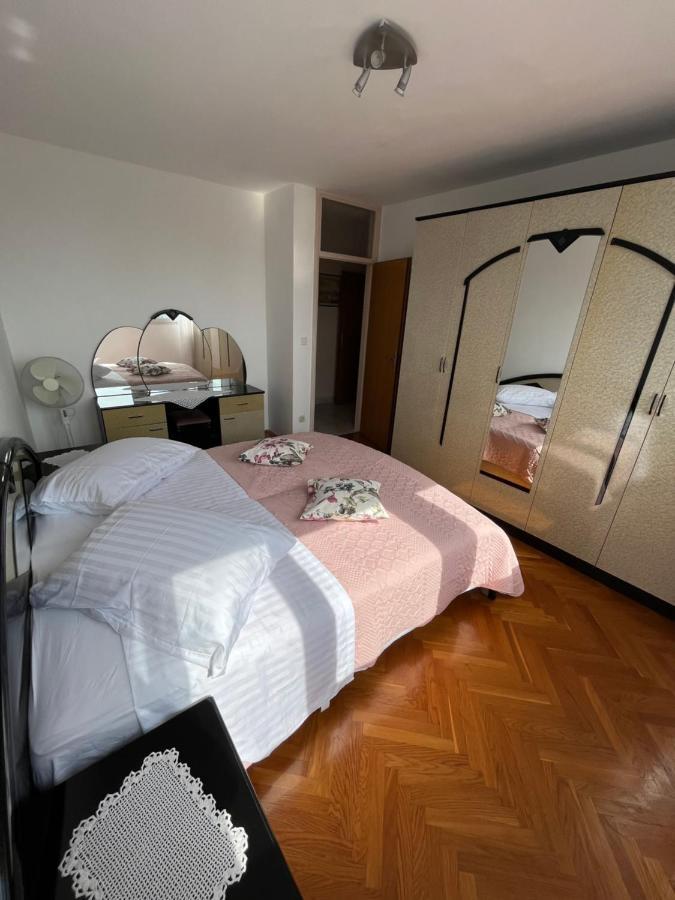 Apartamento Sunny Corner Split Exterior foto